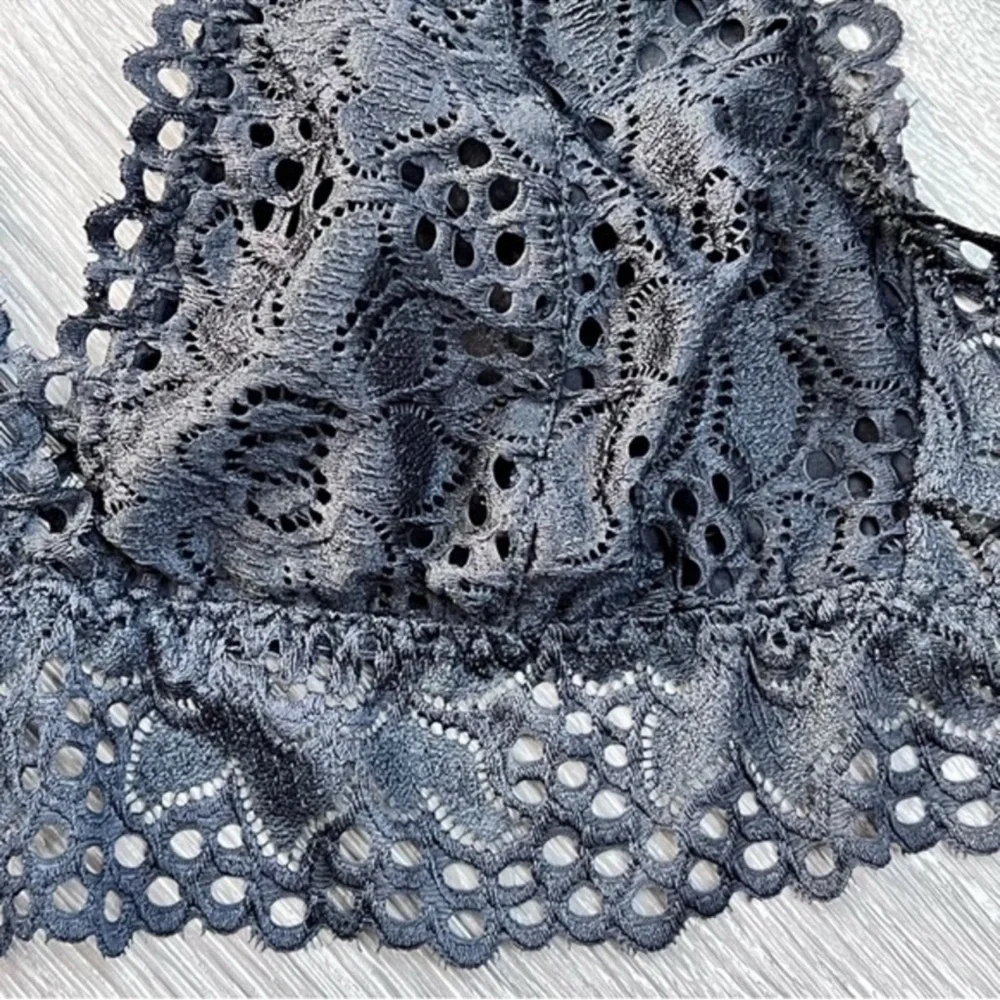 NWOT ZENANA OUTFITTERS Lace Halter Bralette Black L Fairy Grunge Boho Festival - Picture 6 of 16